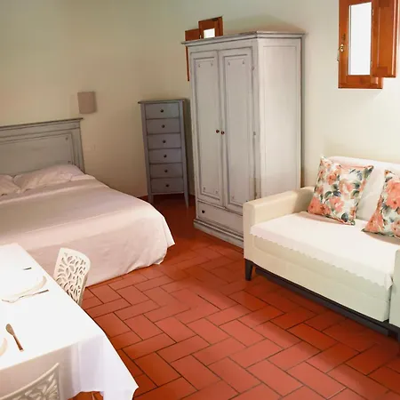 Lebbiano Country house